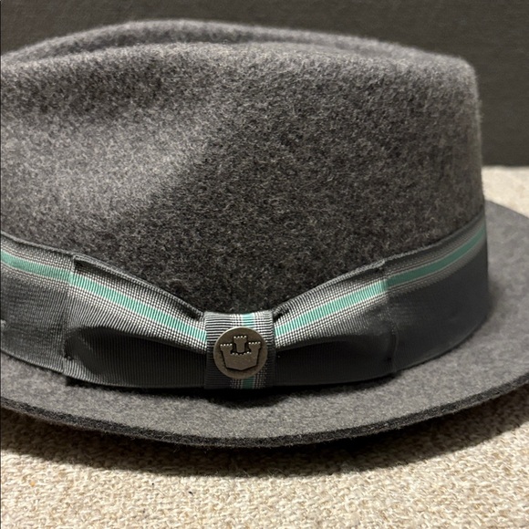 Goorin Bros. Wool Fedora Hat with Ribbon Accent. So stylish! - Picture 2 of 7